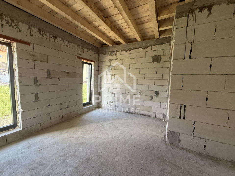 Case de vanzare Teius Central 8