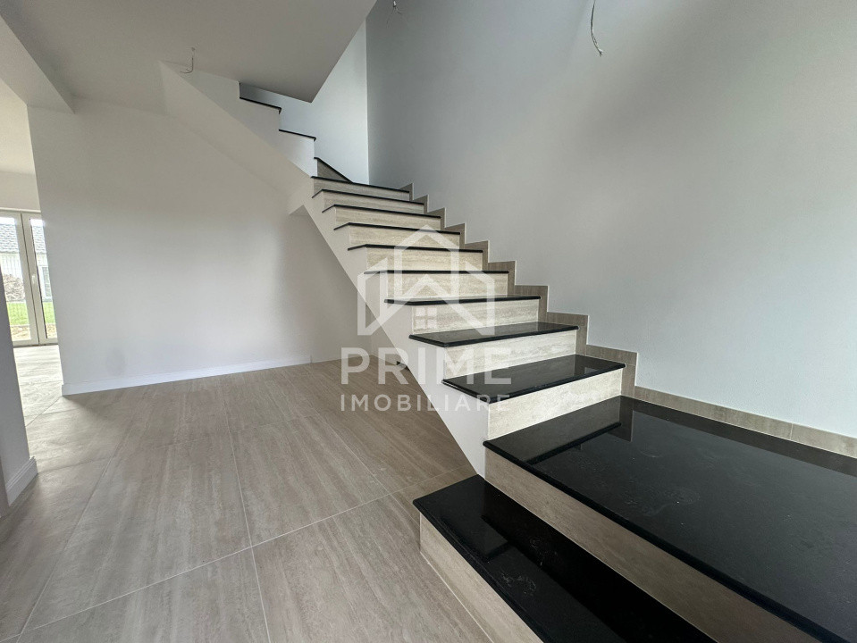 Case de vanzare Sebes Central 9