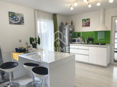 Casă cu 4 camere | Teren 870mp | Studio, pivniță & jacuzzi |  zona Ciugud