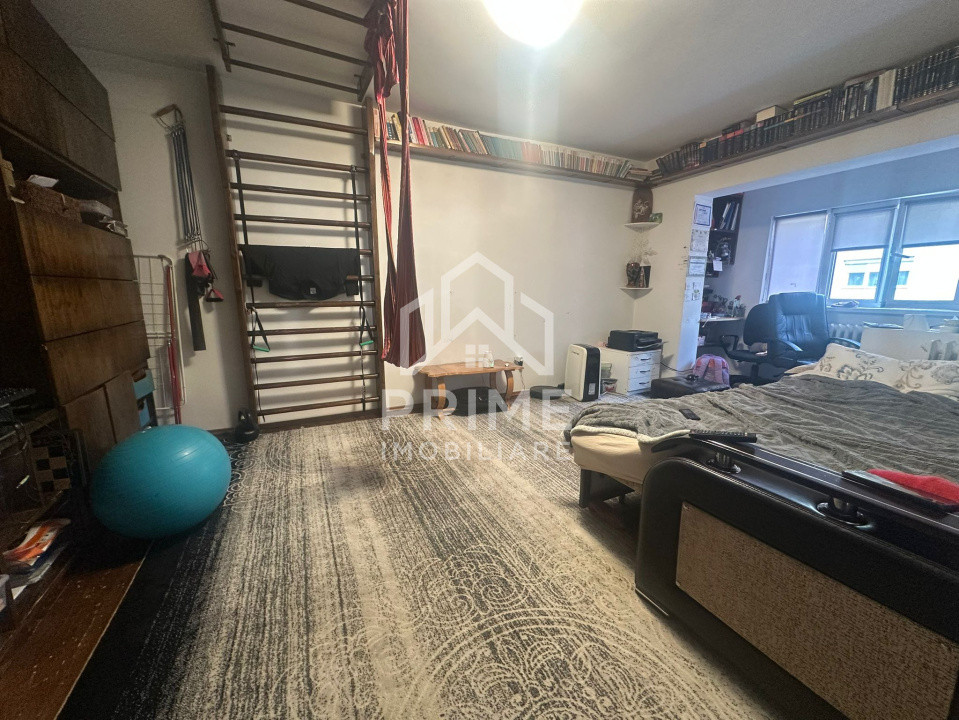 Apartamente de vanzare Cugir Central 1