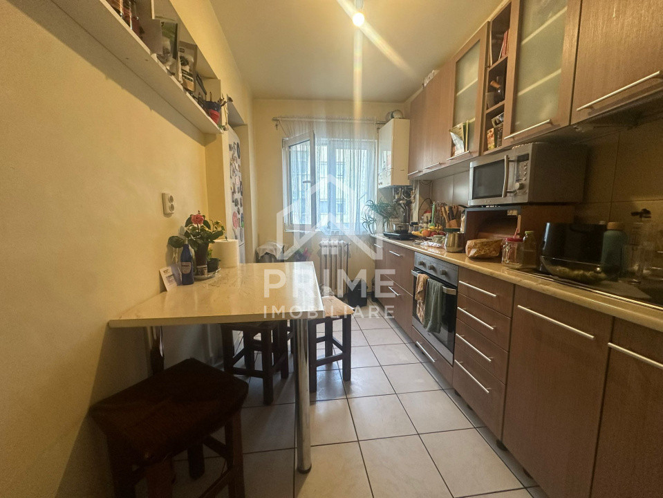 Apartamente de vanzare Cugir Central 2