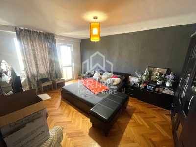 Apartament 3 camere | 63 mp | etaj 9 | zona Cetate