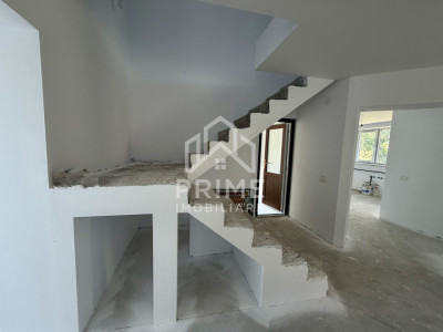 Duplex 6 camere | 238 MP | 576 MP teren | Zona Penny Micesti |