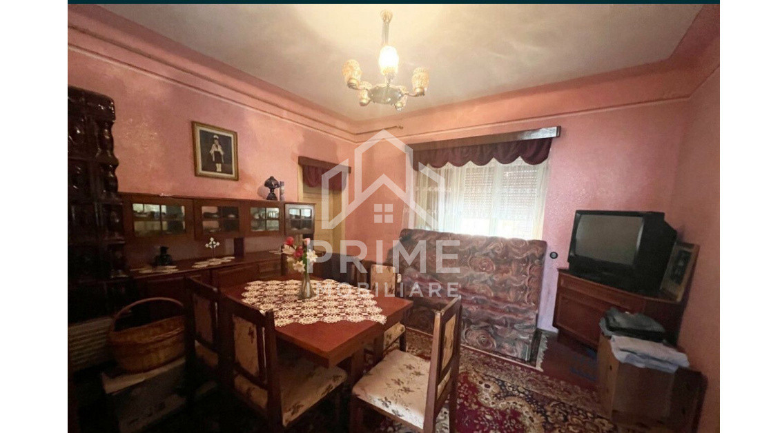 Case de vanzare Sibot Central 8