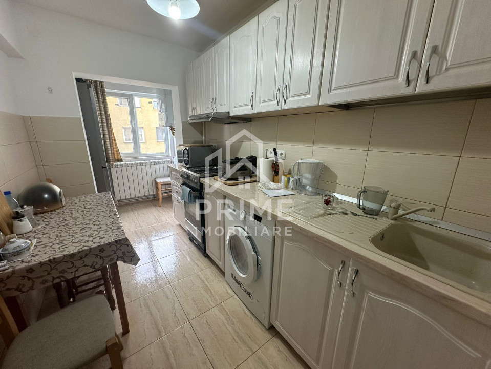 Apartamente de vanzare Cugir Central 2