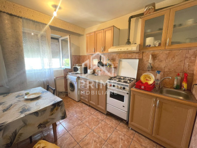 Apartament 2 camere| Renovabil | 54 mp | Zonă Cetate - Piata