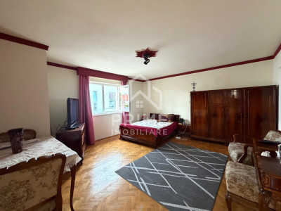 Case de vanzare Alba Iulia Central imagine mica 2