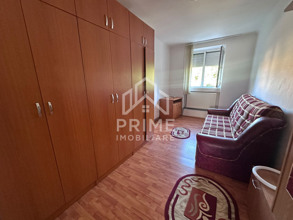 Apartamente de vanzare Cugir Central 2