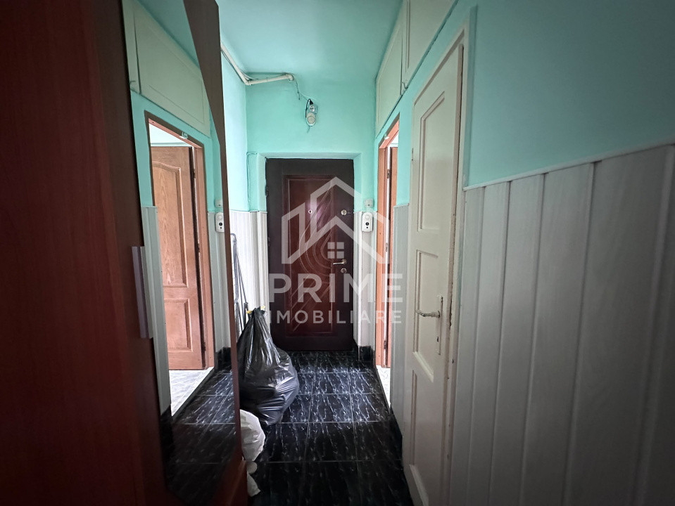 Apartamente de vanzare Cugir Central 5