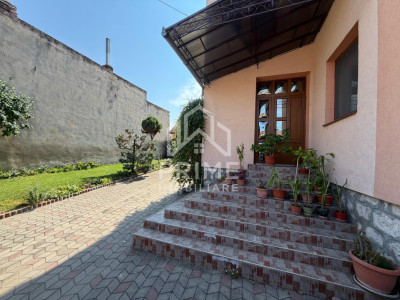 CASĂ SPAȚIOASĂ | S+P+1+M | 300 MP UTILI | 8 Camere | 662 MP Teren | Zona Centru