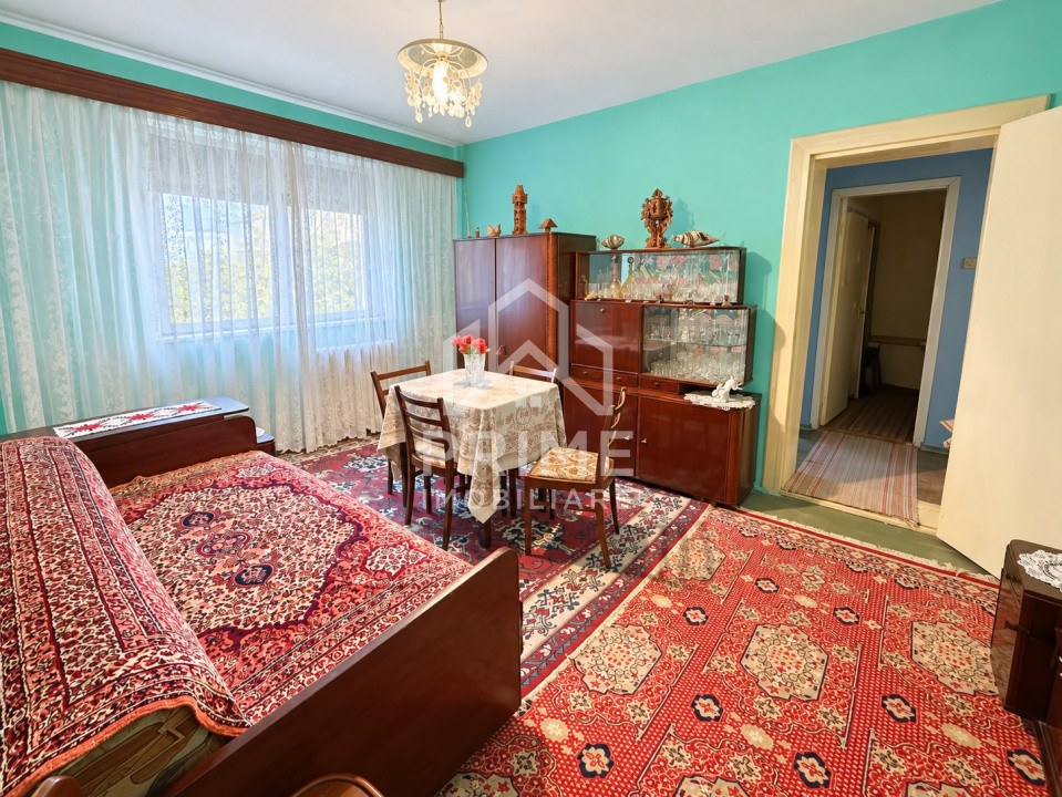 Apartamente de vanzare Cugir Central 1