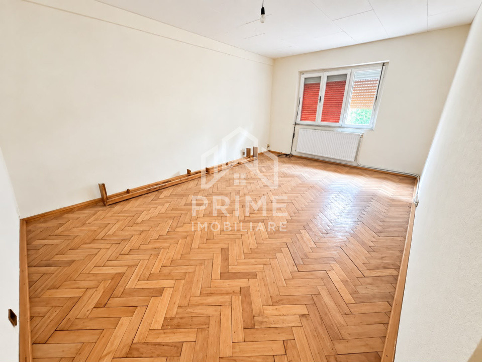 Apartamente de vanzare Cugir Central 2