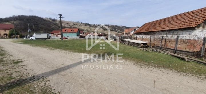 Terenuri de vanzare Vurpar Central 2
