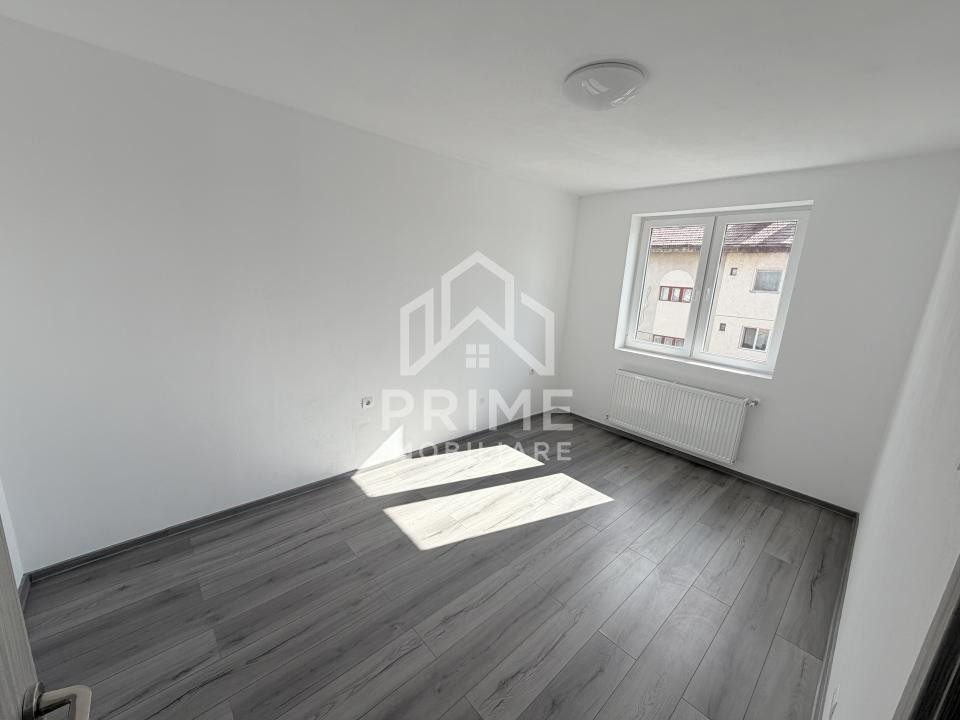 Apartamente de vanzare Sebes Central 8