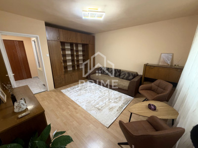 Garsonieră de vânzare – 29 mp utili | Balcon | Debara + Loc de parcare | ETAJ 3.