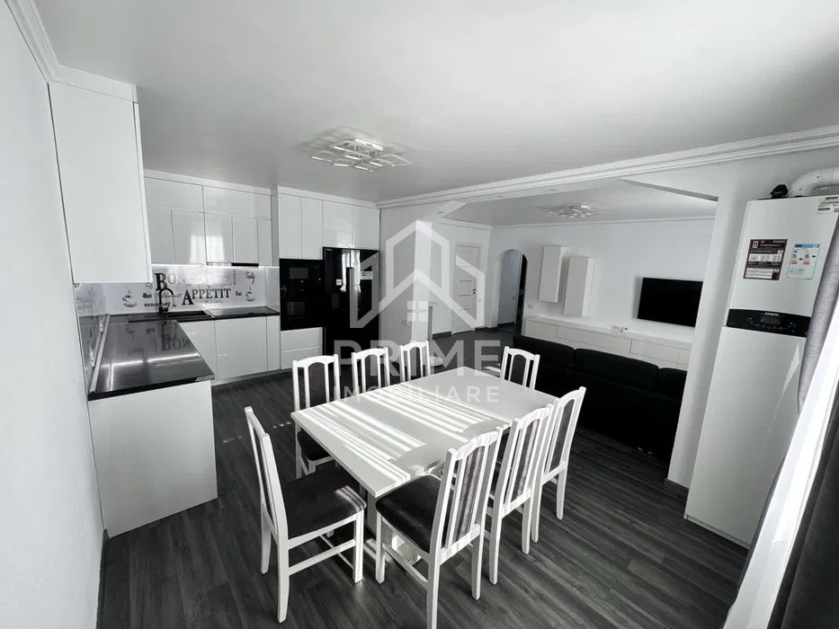 Apartamente de vanzare Cugir Central 1