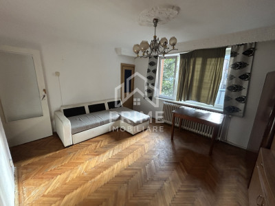 Apartament 2 camere, etaj 1, zona Cetate