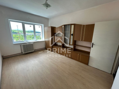 Apartament 3 camere, 80mp Blaj