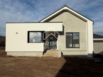 Casa individuala la cheie, 4 camere, 120 mp, zona Valea Popii