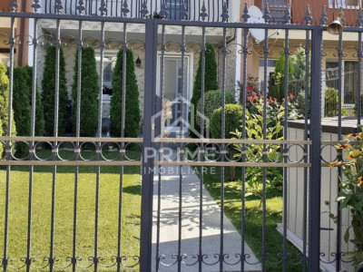 Casă înșiruită de vânzare - 128 mp, 3 camere, Alba Iulia, ZONĂ CENTRALĂ