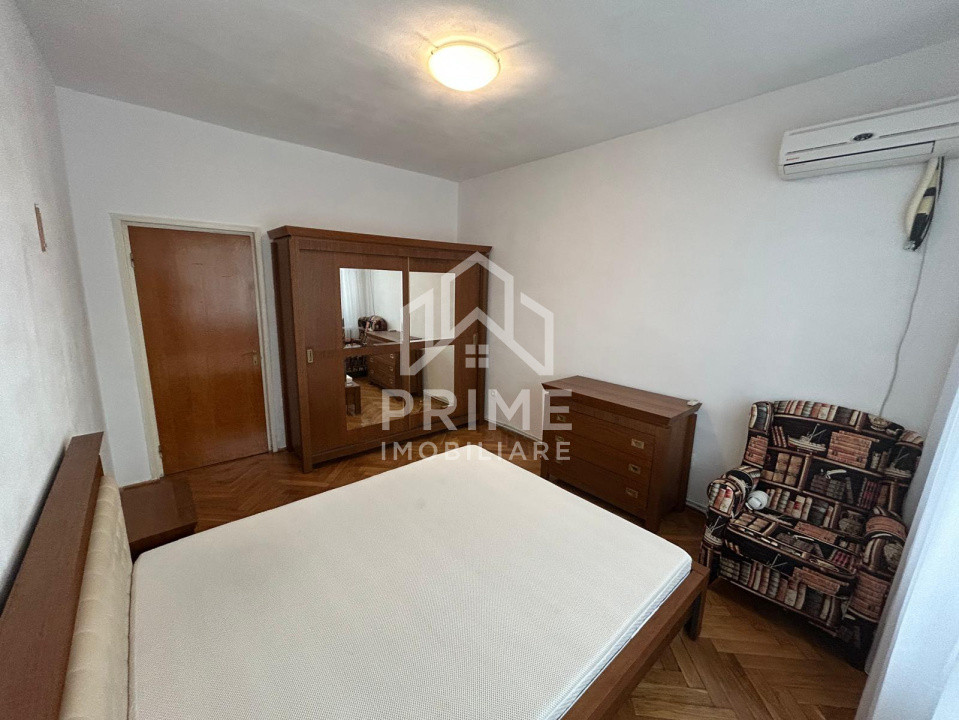 Apartamente de vanzare Cugir Central 2