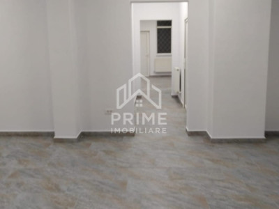 Spatii comerciale de inchiriat Alba Iulia Central imagine mica 3