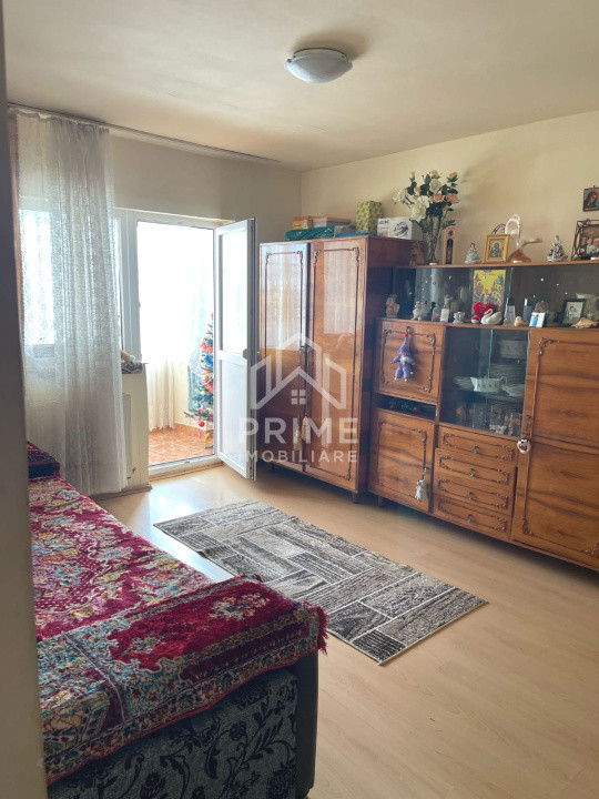 Apartamente de vanzare Cugir Central 1