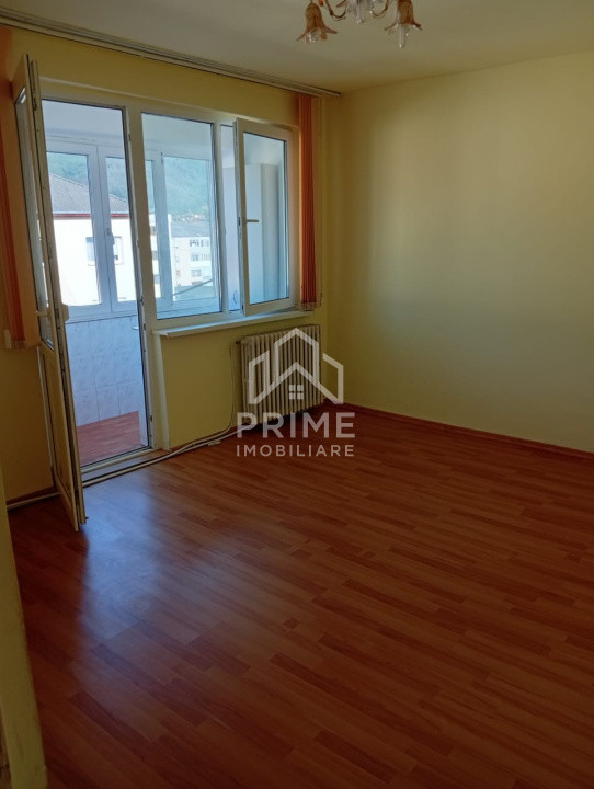 Apartamente de vanzare Cugir Central 1
