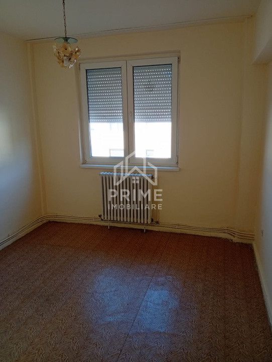 Apartamente de vanzare Cugir Central 2