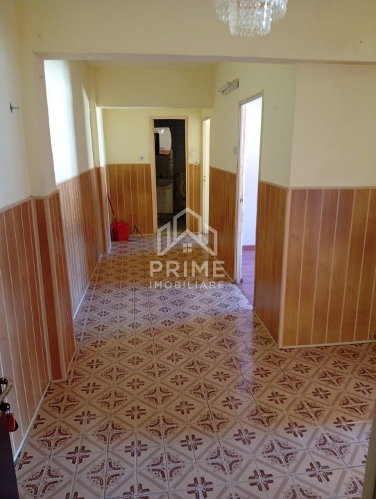 Apartamente de vanzare Cugir Central 6