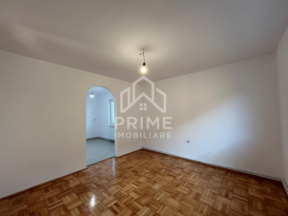 Case de vanzare Sebes Drumul Petrestiului 5