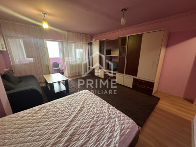 Garsoniera 29 mp| etaj 10| zona Cetate 