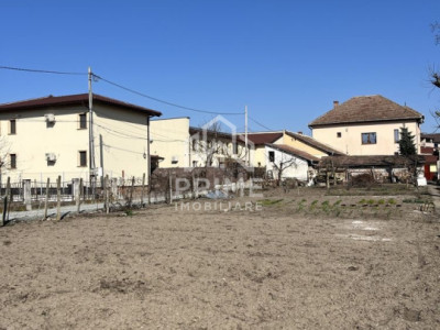 Teren intravilan | TOATE UTILITATILE | 813 mp | CENTRU - STR Vasile Alecsandri |