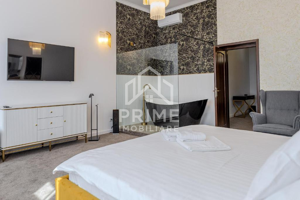 Hoteluri de vanzare Alba Iulia Central 1