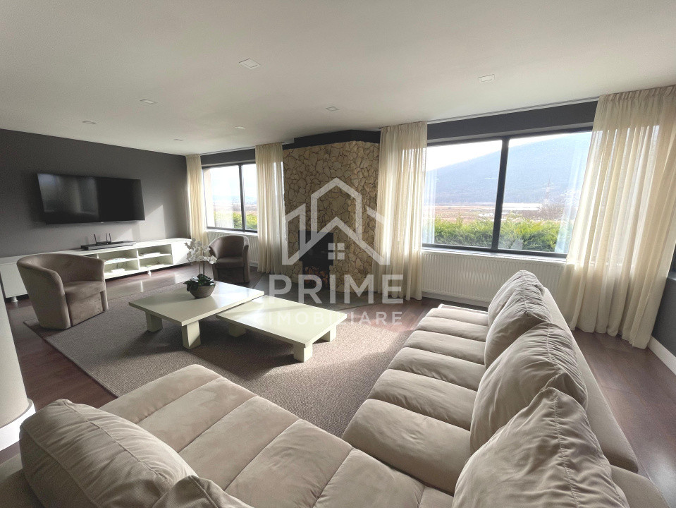 Case de vanzare Sard Periferie 3