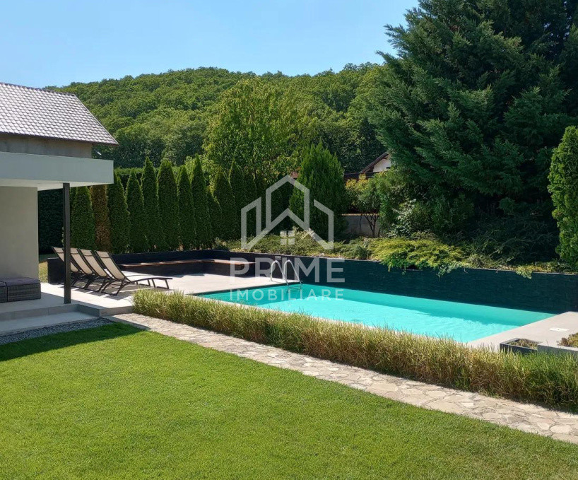 Case de vanzare Sard Periferie 12