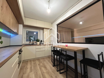 Apartament Premium de 70 mp, 3 camere, 2 bai, 2 balcoane - Lift, Parcare, Boxa