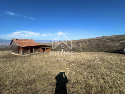 Teren panoramic 2400 mp cu cabană | View superb | comuna Ciugud