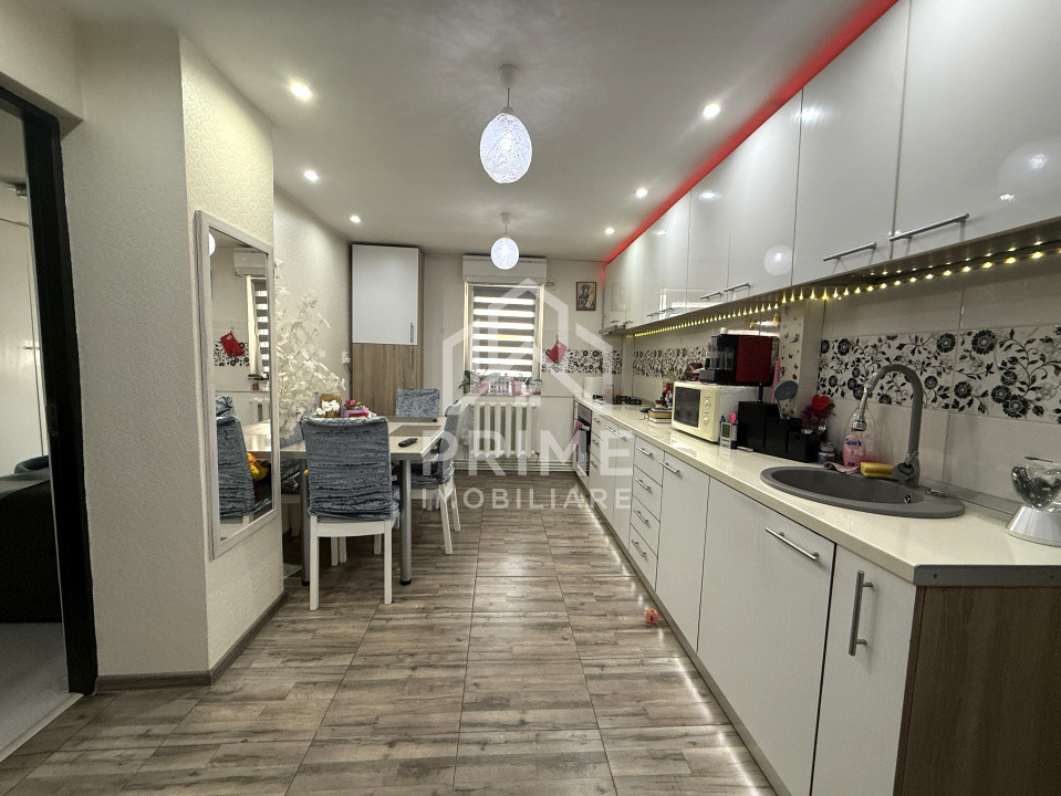 Apartamente de vanzare Teius Central 4